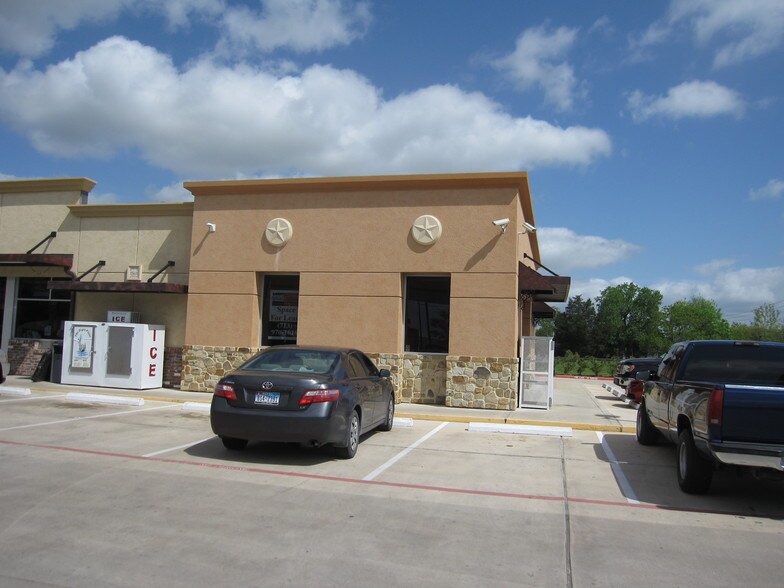 6601 Broadway St, Pearland, TX for lease - Building Photo - Image 3 of 14