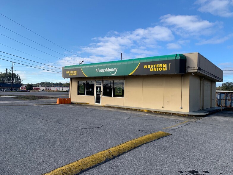 3317 Pleasant Valley Rd, Mobile, AL for sale - Building Photo - Image 2 of 8