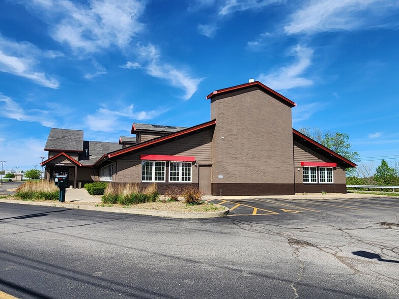 1519 W River Rd N, Elyria, OH for sale - Building Photo - Image 2 of 10