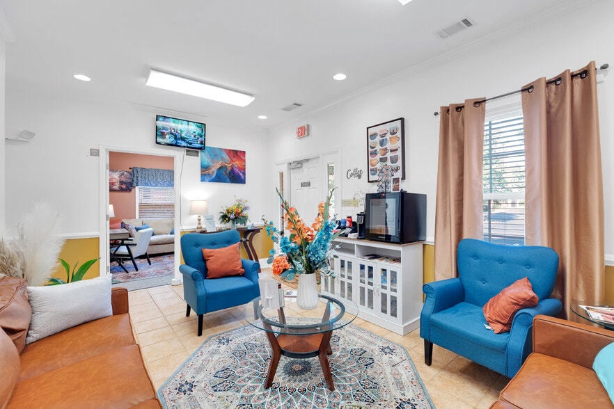 248-250 Adley Way, Greenville, SC for sale - Interior Photo - Image 3 of 30