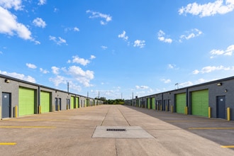 14518 Hempstead Hwy, Houston, TX for lease Building Photo- Image 2 of 11
