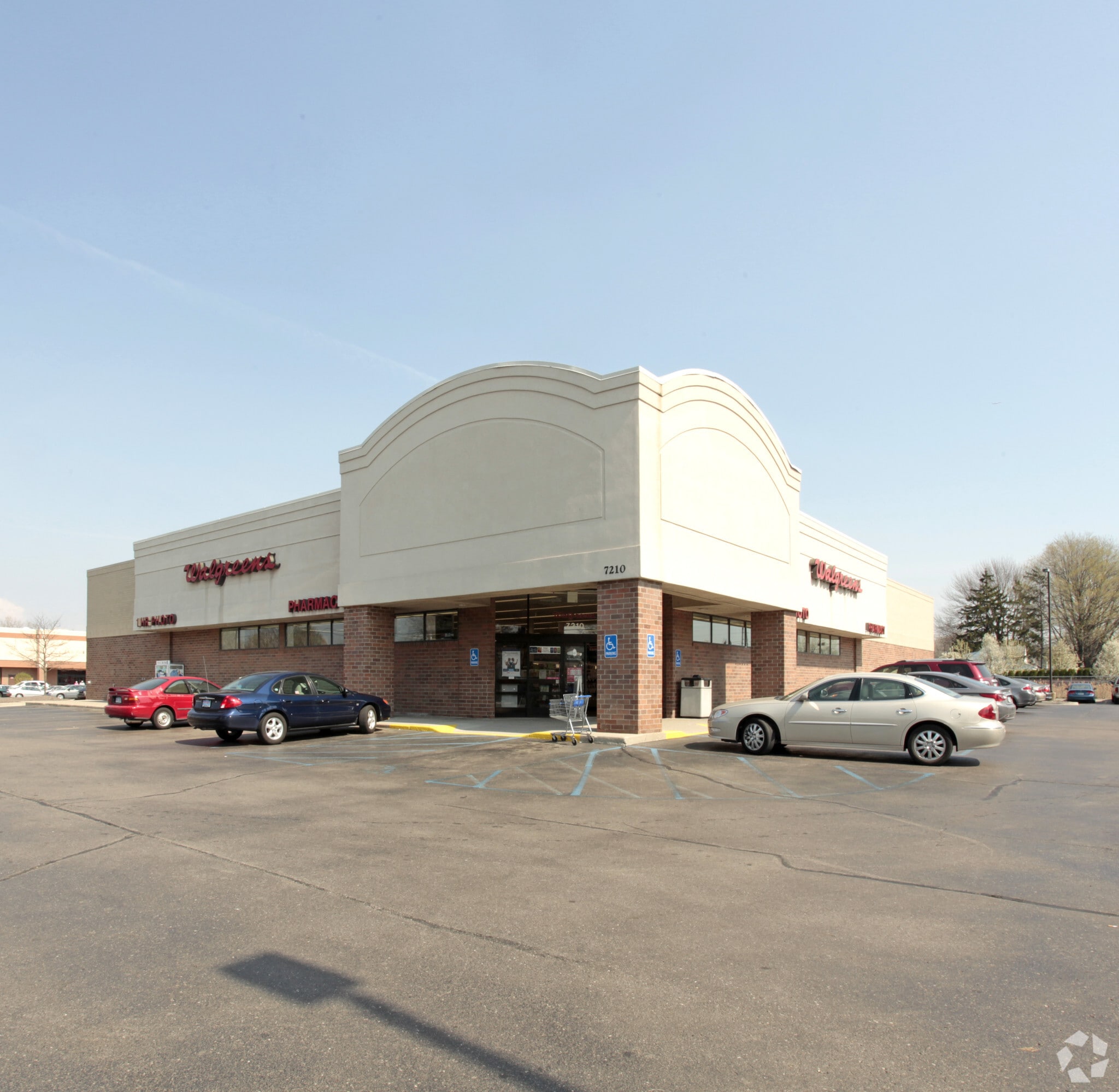 7210 N Middlebelt Rd, Westland, MI 48185