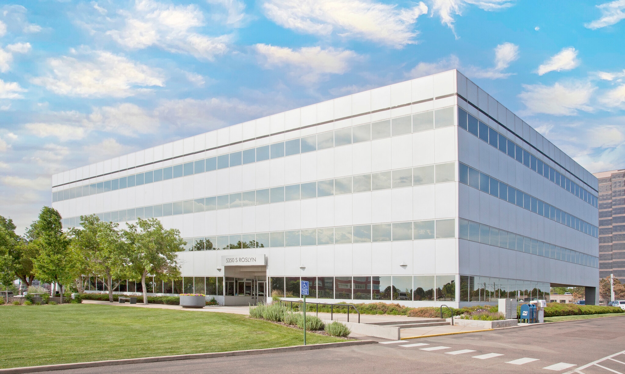 5350 S Roslyn St, Greenwood Village, CO for lease Building Photo- Image 1 of 10