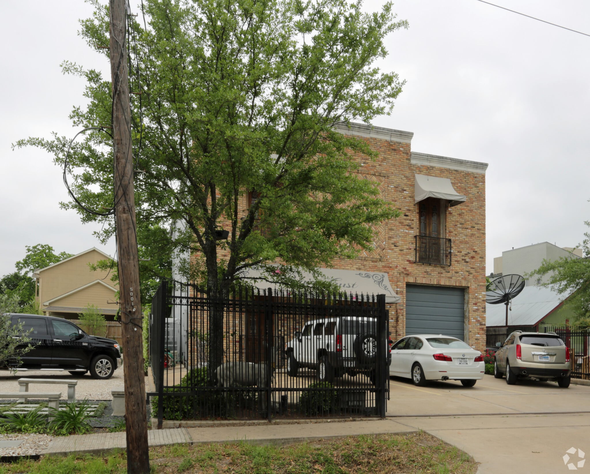 5005 Larkin St, Houston, TX for sale Primary Photo- Image 1 of 1