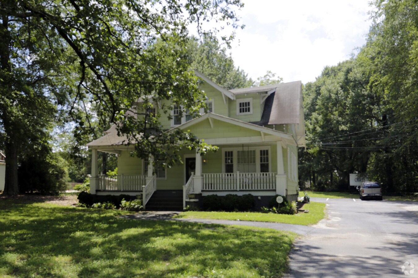 2047 Grayson Hwy, Grayson, GA 30017