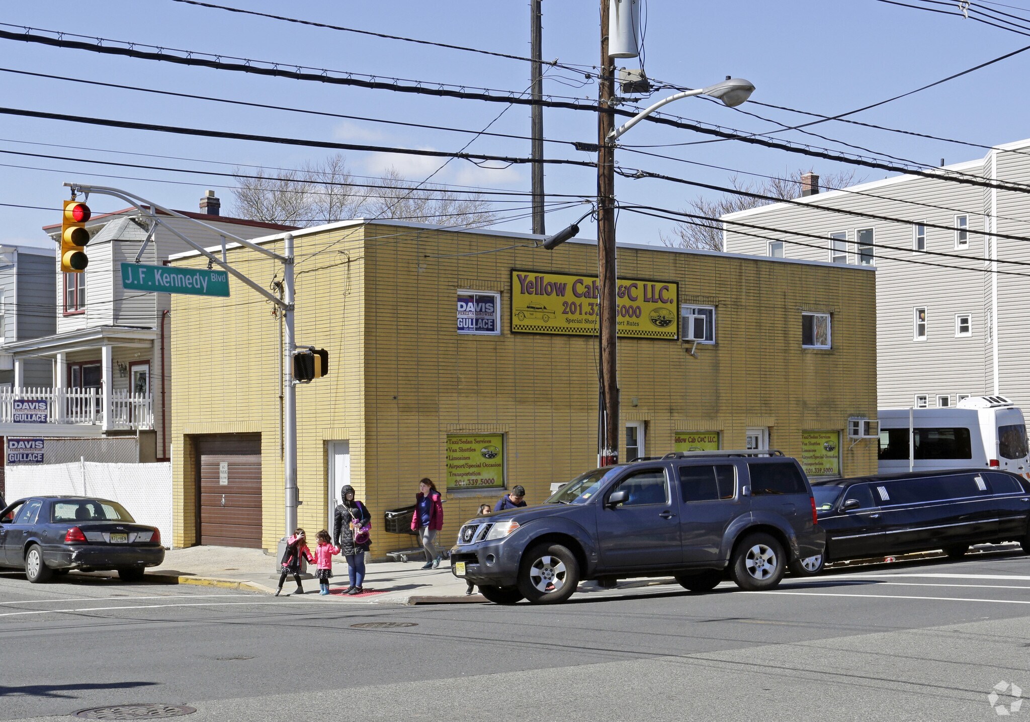 109-111 W 22nd St, Bayonne, NJ for sale Primary Photo- Image 1 of 1