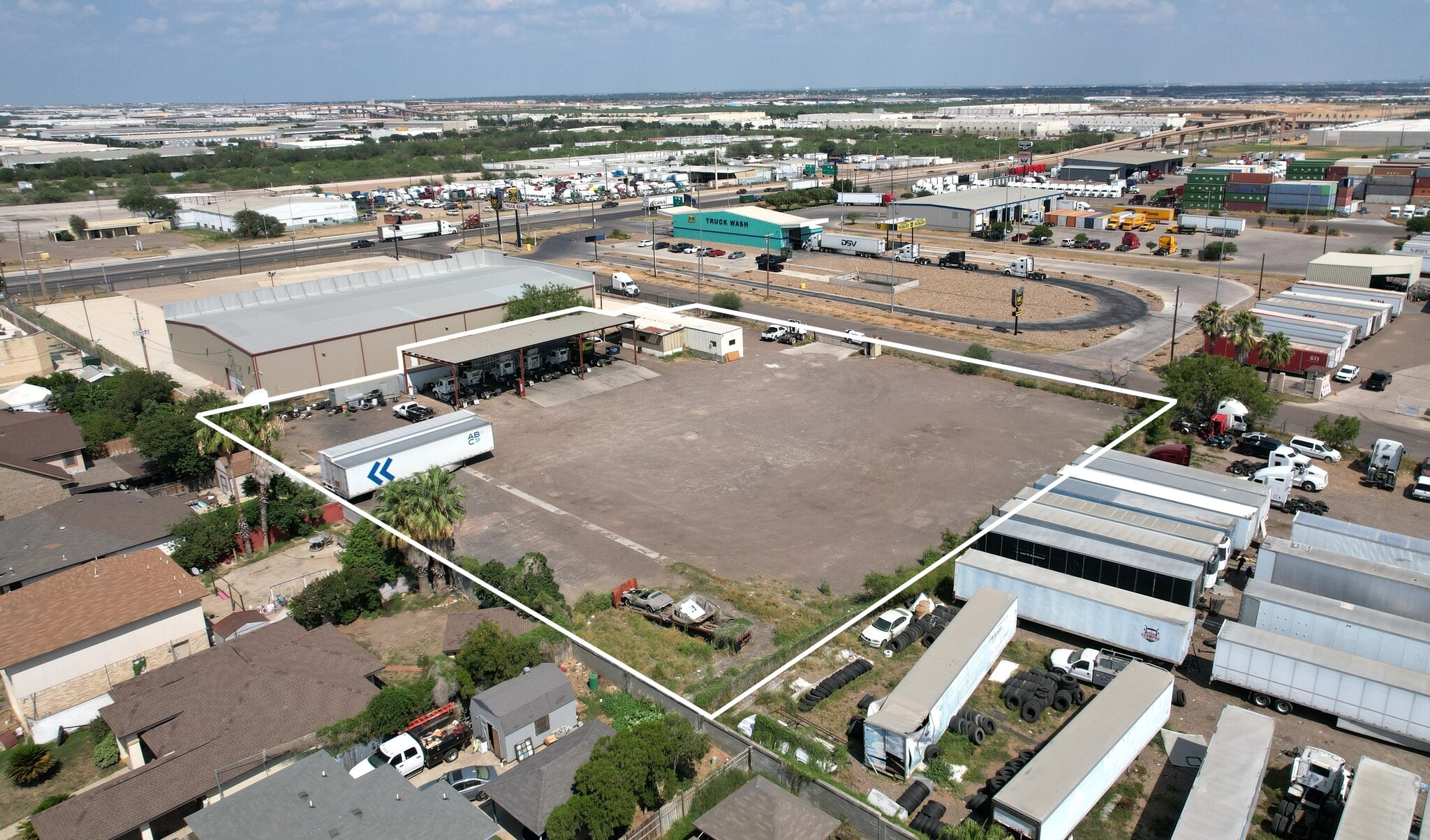 910 Pellegrino Ct, Laredo, TX for lease Primary Photo- Image 1 of 6