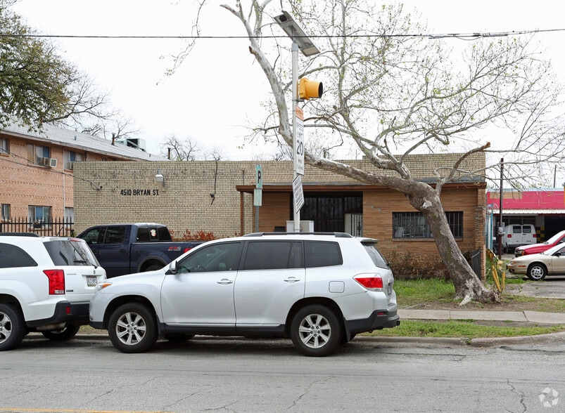 4510 Bryan St, Dallas, TX for sale - Building Photo - Image 2 of 4