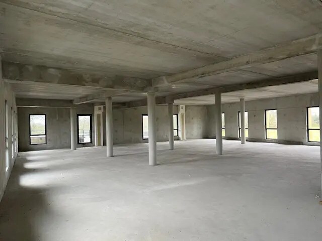 Office in Guipavas for lease - Building Photo - Image 2 of 7