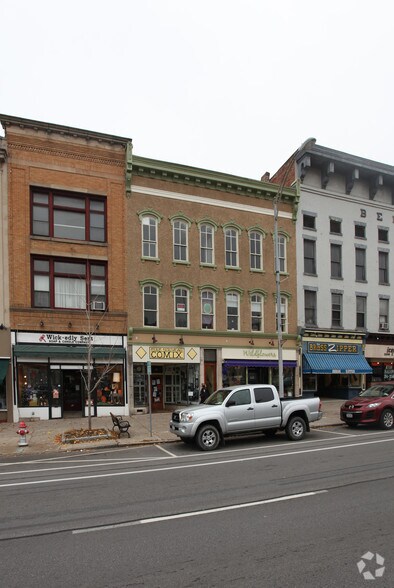 92 S Main St, Canandaigua, NY for sale - Primary Photo - Image 1 of 1