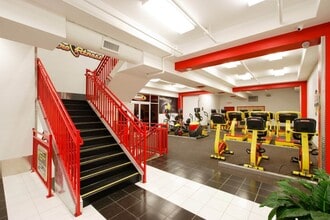 435-437 Broadway, Bayonne, NJ for lease Interior Photo- Image 2 of 2