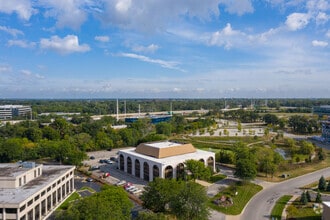 2100 Clearwater Dr, Oak Brook, IL - AERIAL  map view - Image1