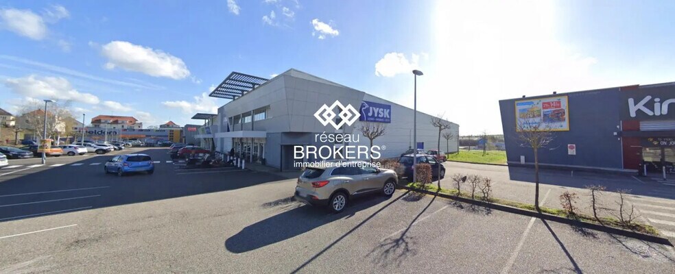 Retail in Otterswiller for lease - Building Photo - Image 1 of 7