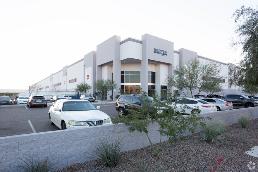 9310 W Buckeye Rd, Tolleson, AZ for lease - Building Photo - Image 1 of 4