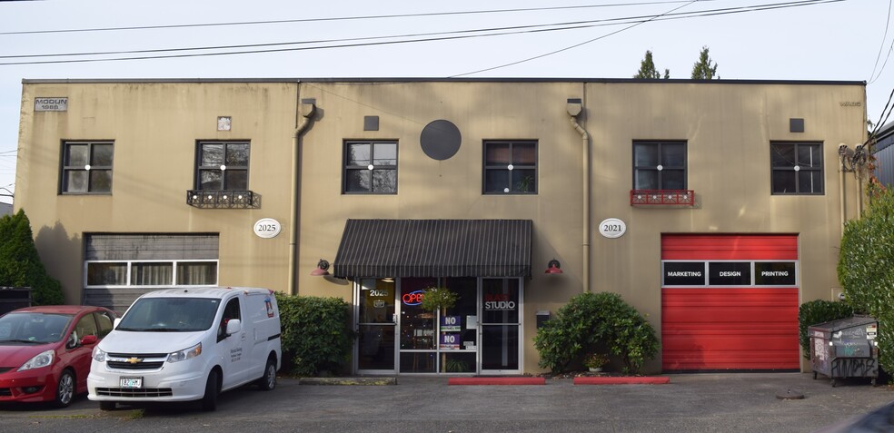 2021-2025 SE 11th Ave, Portland, OR for sale - Building Photo - Image 1 of 1