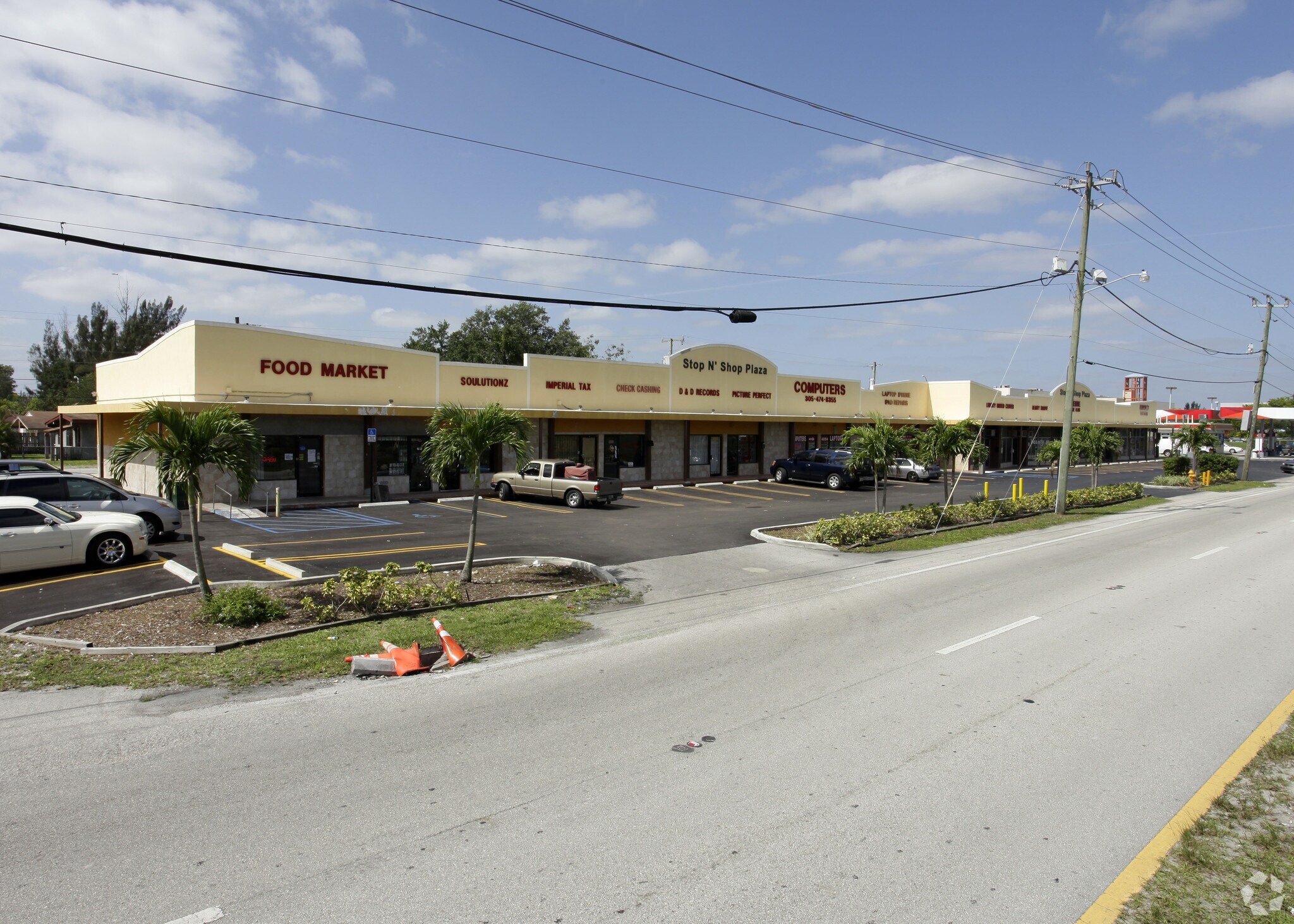 4078-4116 NW 167th St, Opa Locka, FL for sale Primary Photo- Image 1 of 1