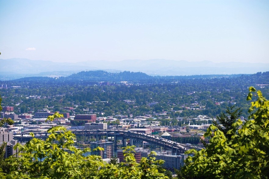 3020-3024 SW 12th Ave, Portland, OR for sale - Building Photo - Image 1 of 1