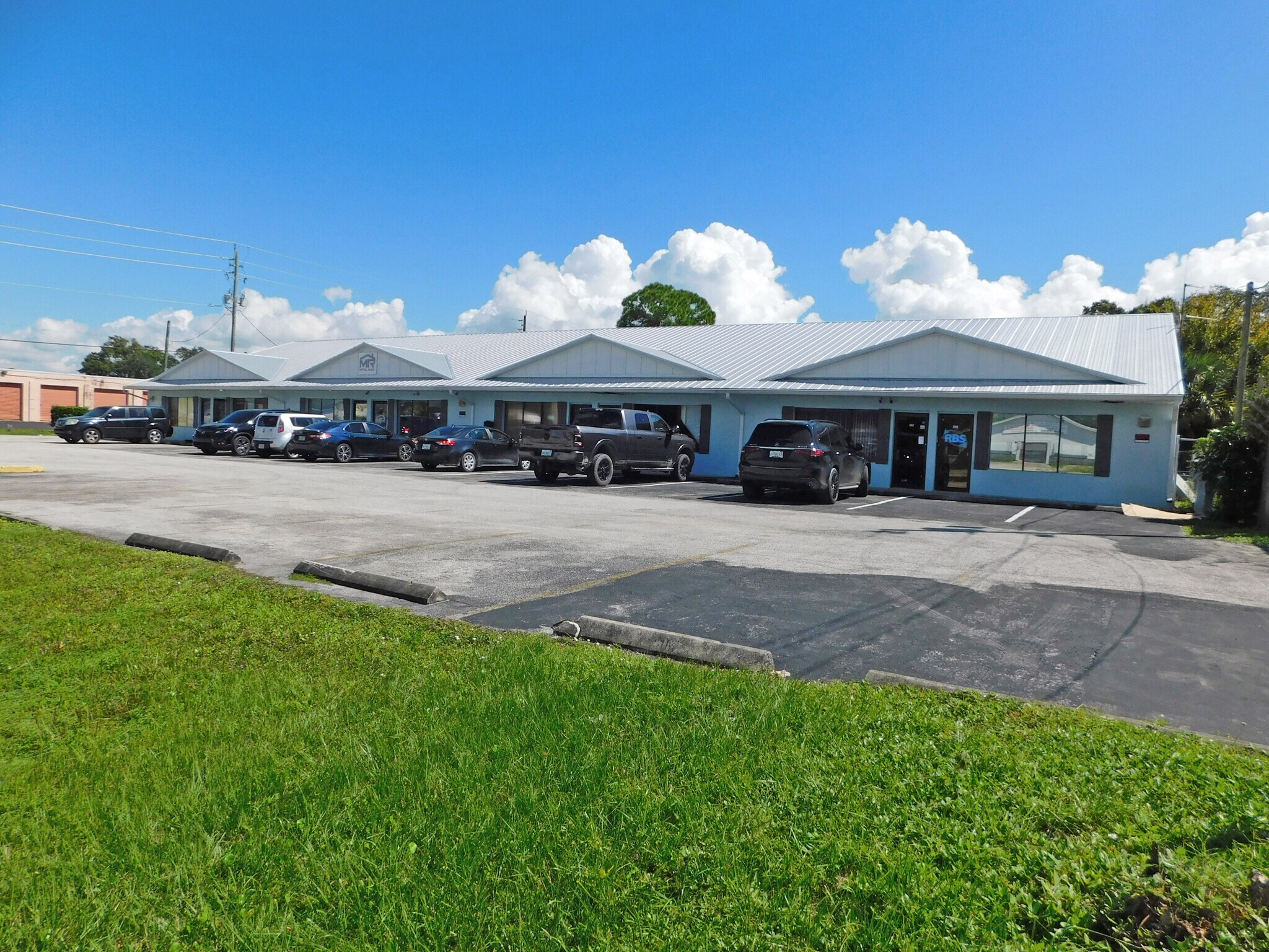 280-294 Clearlake Rd, Cocoa, FL for lease Building Photo- Image 1 of 10