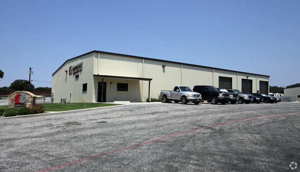 1832 Ranger Hwy, Weatherford, TX for lease - Building Photo - Image 1 of 9