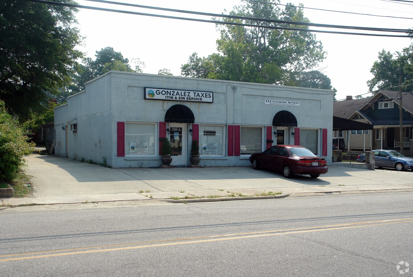 300 Beaman St, Clinton, NC 28328