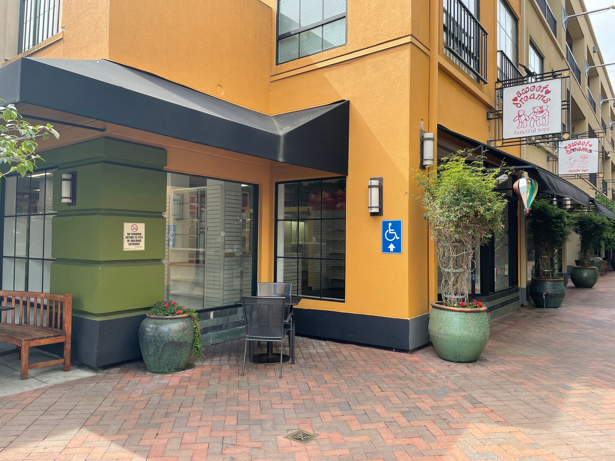 2 Theatre Sq, Orinda, CA 94563 Orinda Theatre Square