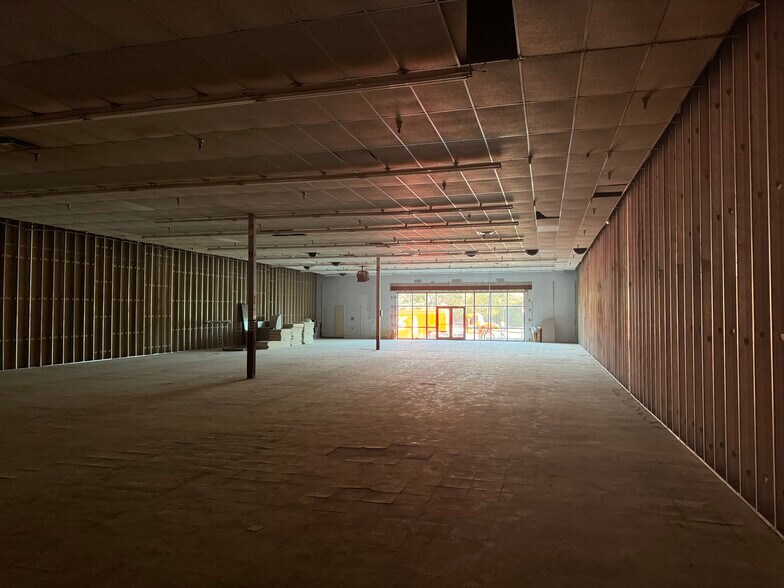 3801 Camp Robinson Rd, North Little Rock, AR for lease - Building Photo - Image 3 of 3