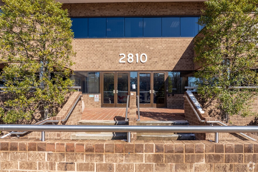 2810 N Parham Rd, Richmond, VA for lease - Building Photo - Image 3 of 6