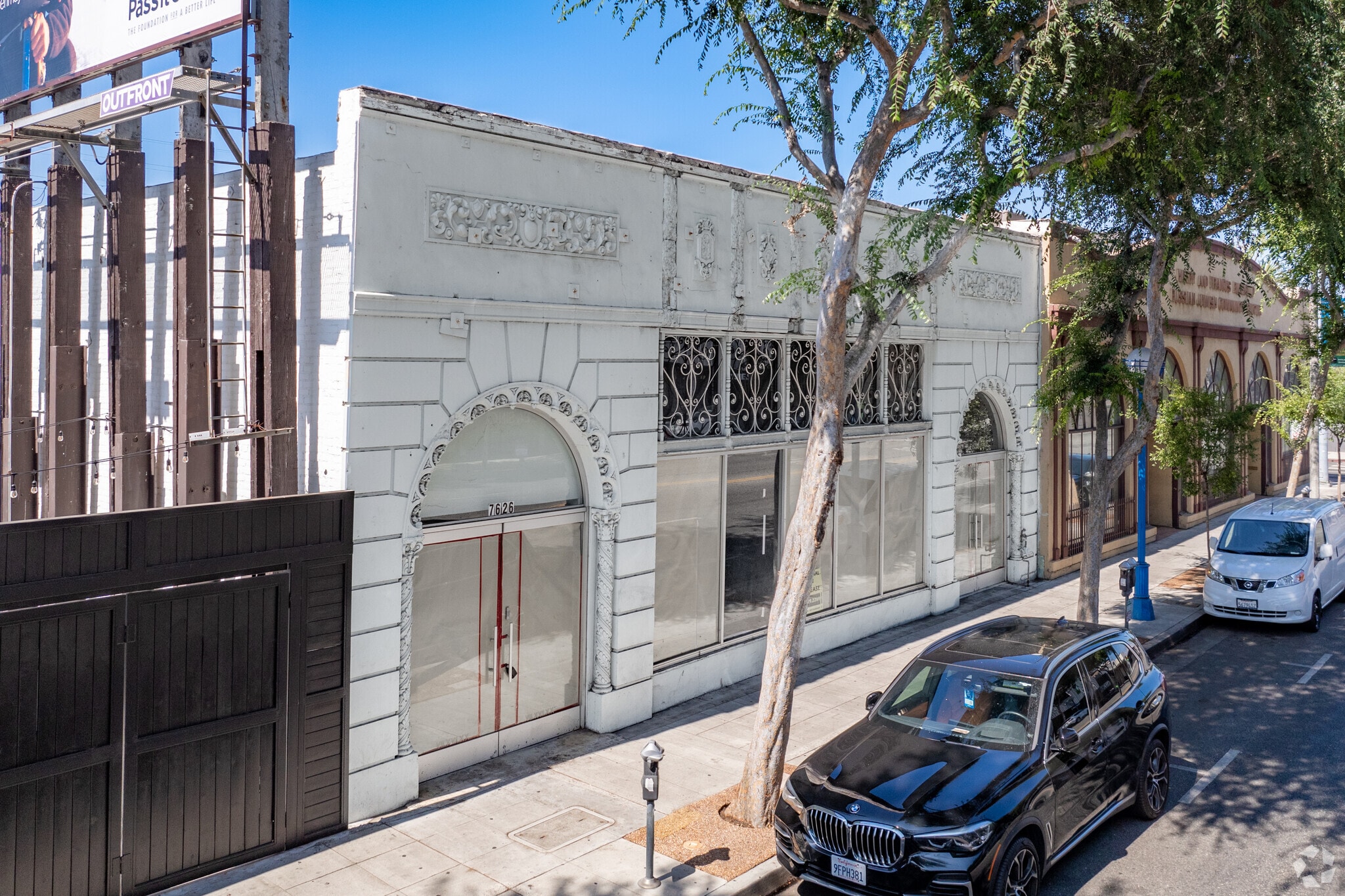 7624-7626 Santa Monica Blvd, West Hollywood, CA for lease Building Photo- Image 1 of 14