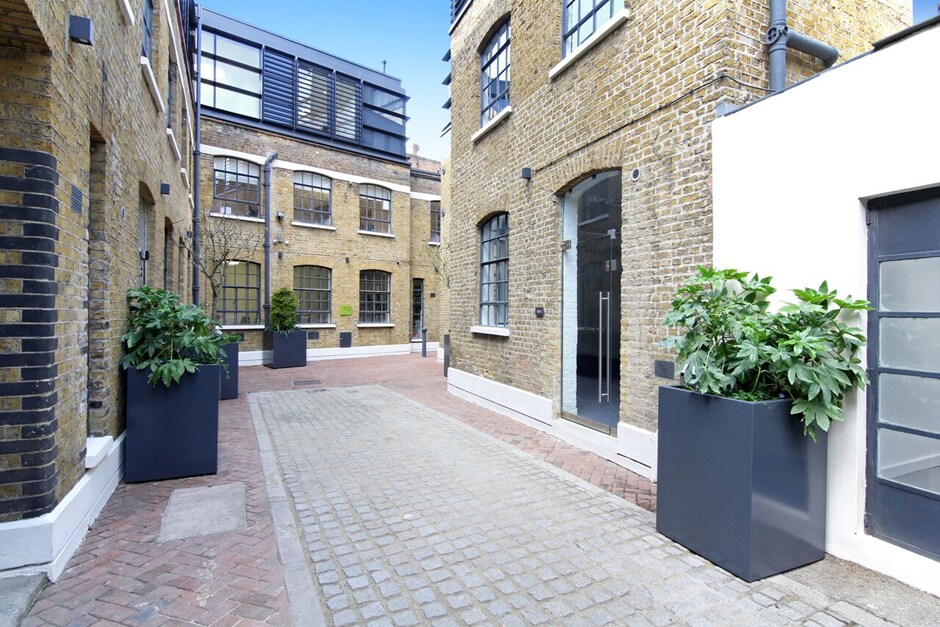 Unit 2 Plantain Place Crosby row, London for sale Building Photo- Image 1 of 1