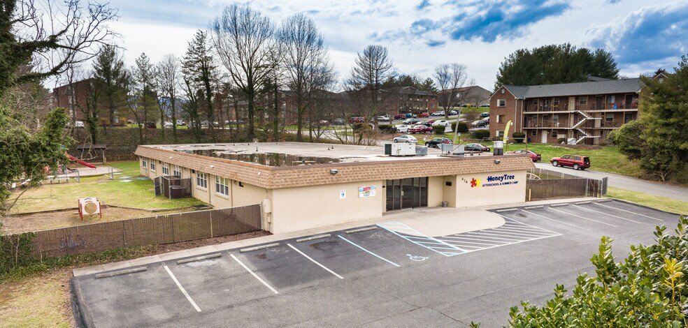 628 Townside Rd, Roanoke, VA for sale - Building Photo - Image 1 of 1