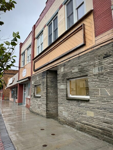 11 Clinton Ave, Cortland, NY for sale - Building Photo - Image 2 of 46