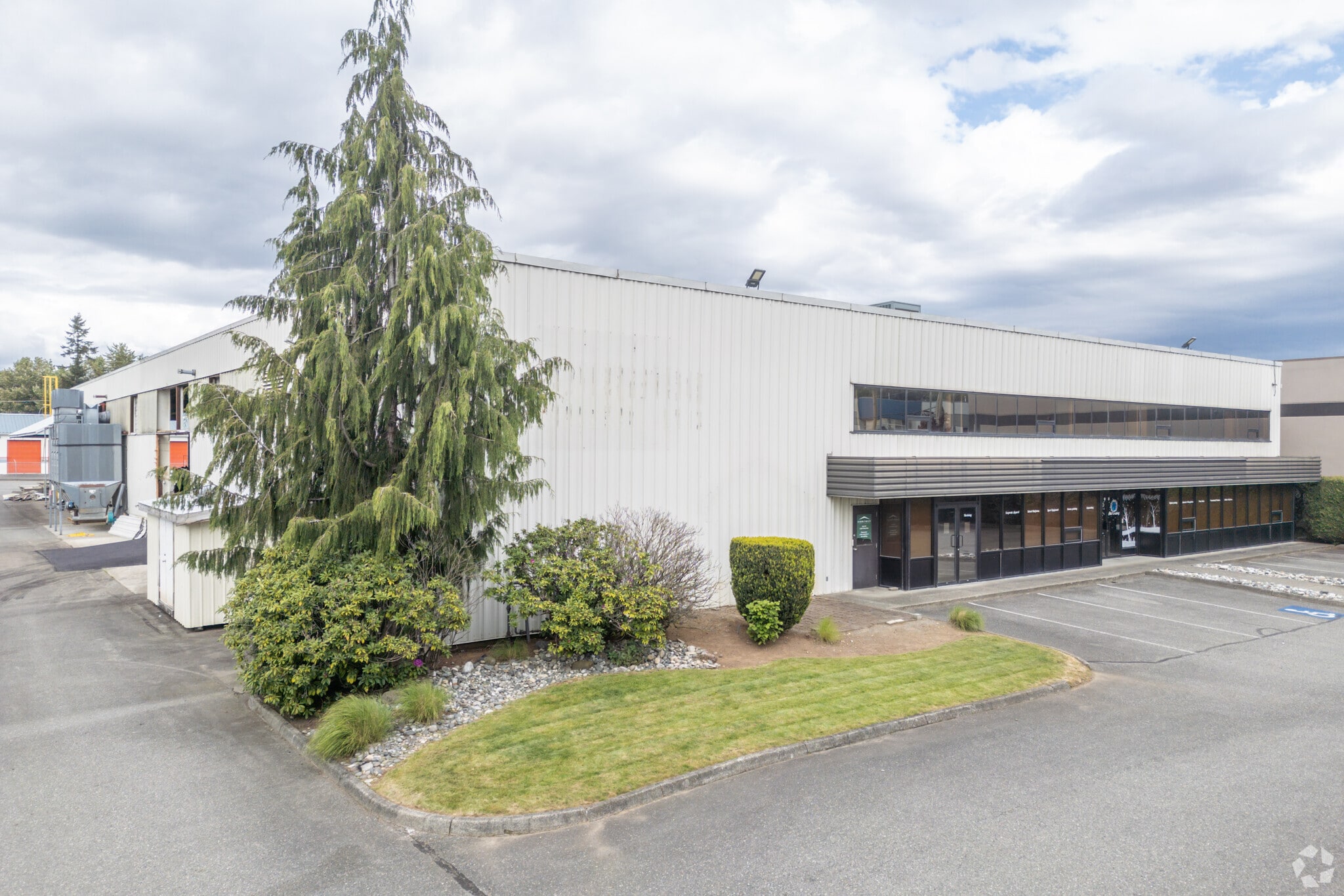 31281 Wheel Ave, Abbotsford, BC for sale Primary Photo- Image 1 of 1