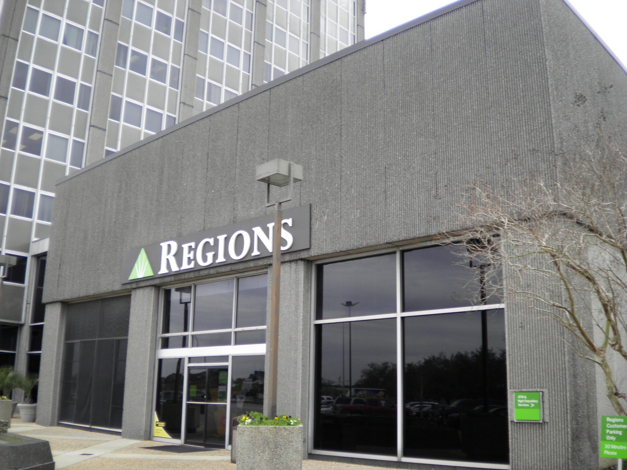 851 E I65 Service Rd S, Mobile, AL for sale Building Photo- Image 1 of 1