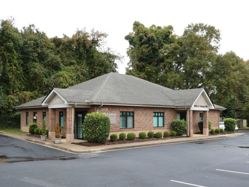 540 Old Howell Rd, Greenville, SC 29615