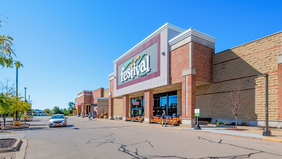 5500 Washington Ave, Racine, WI for lease - Building Photo - Image 1 of 11