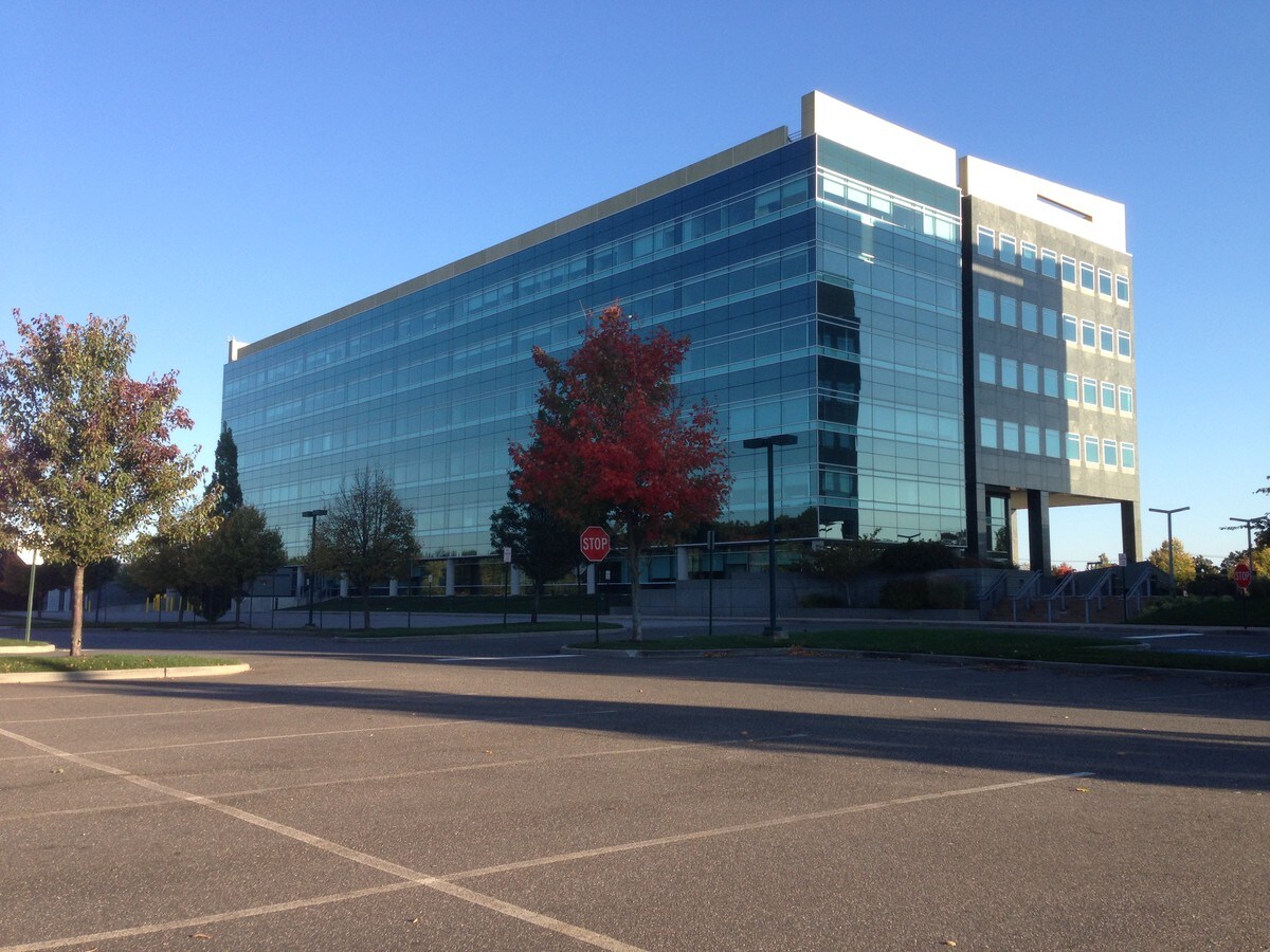 102 Motor Pky, Hauppauge, NY, 11788 Office Space For Lease