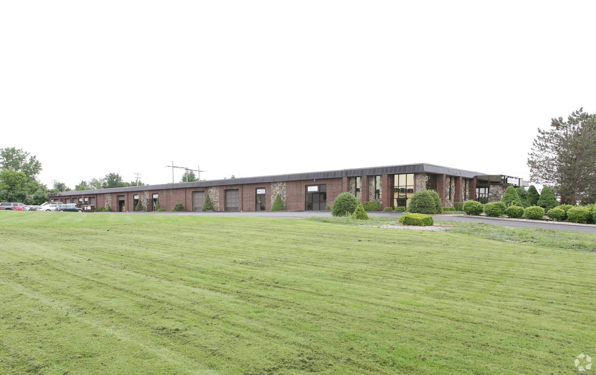 22 Thompson Rd, East Windsor, CT 06088 Office for Lease