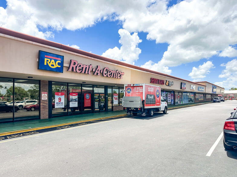 1280-1420 Missouri Ave N, Largo, FL for lease - Primary Photo - Image 2 of 11