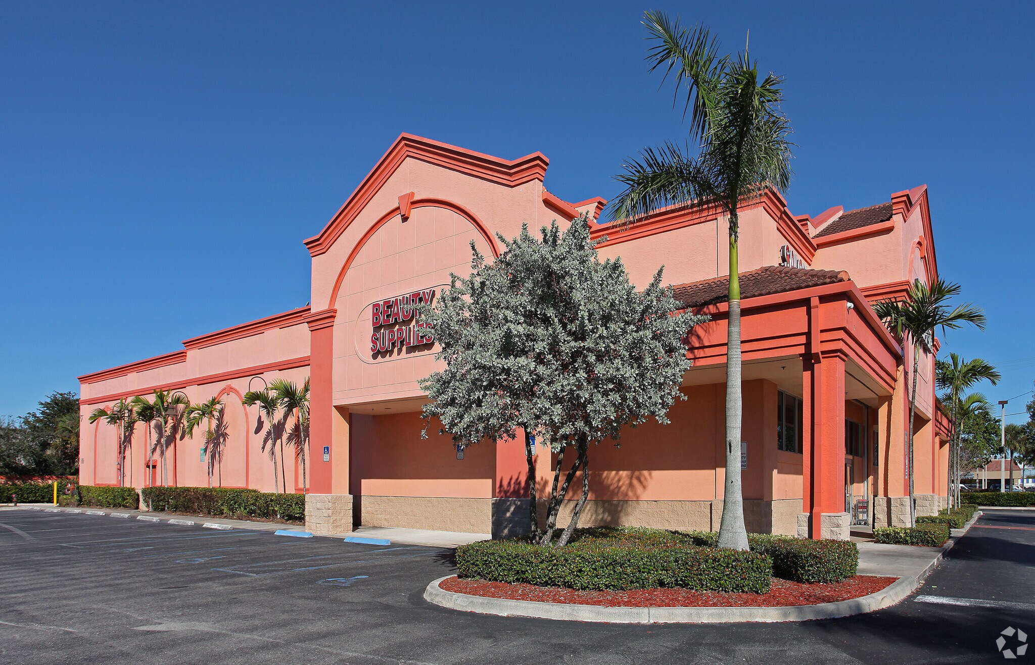 1321 N Military Trl, West Palm Beach, FL 33409 Retail for Sale
