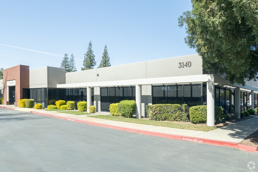 3140 Gold Camp Dr, Rancho Cordova, CA for lease - Building Photo - Image 1 of 19