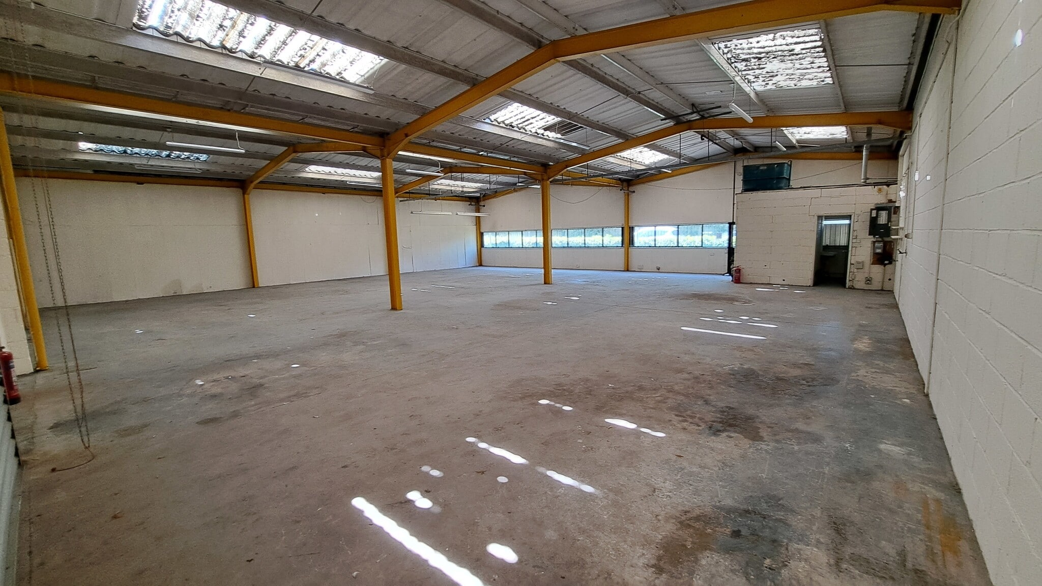 1-7 Clarke Rd, Milton Keynes for lease Interior Photo- Image 1 of 2