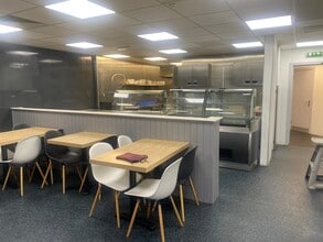 1-3 Raith Centre, Cowdenbeath for lease Interior Photo- Image 2 of 5