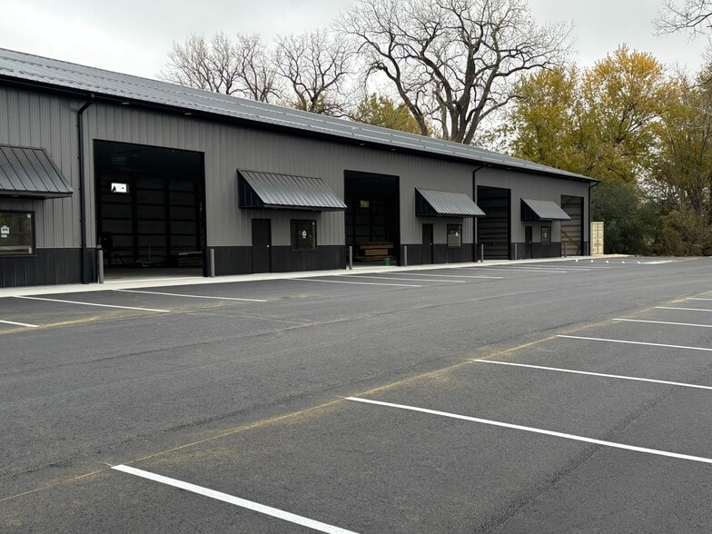 3020 Prow NW Ln, Rochester, MN for lease - Building Photo - Image 2 of 8