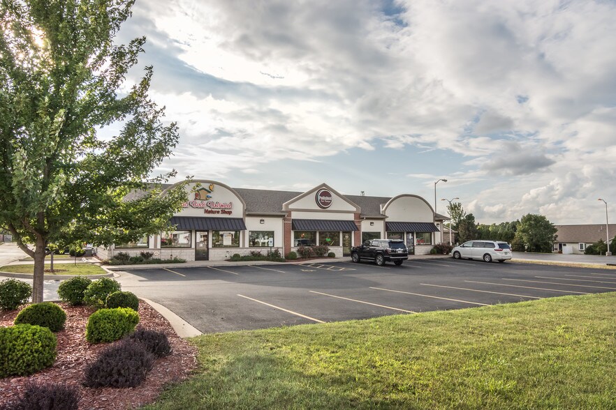 Willow Knolls Dr, Peoria, IL 61615