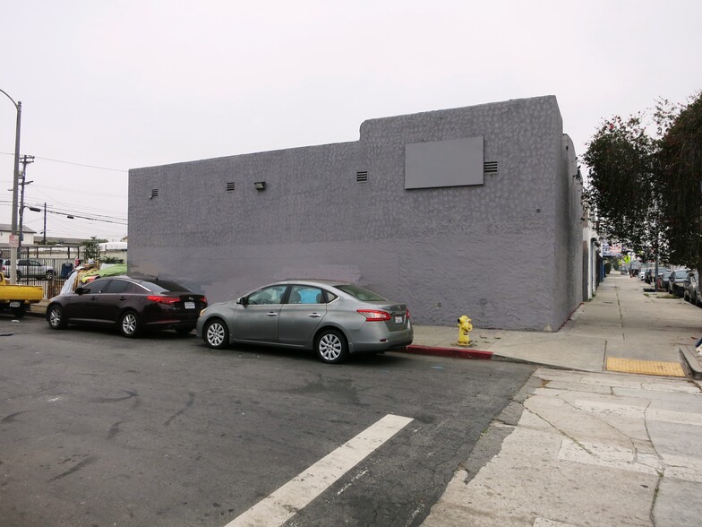 10950 S Main St, Los Angeles, CA for sale - Building Photo - Image 3 of 21