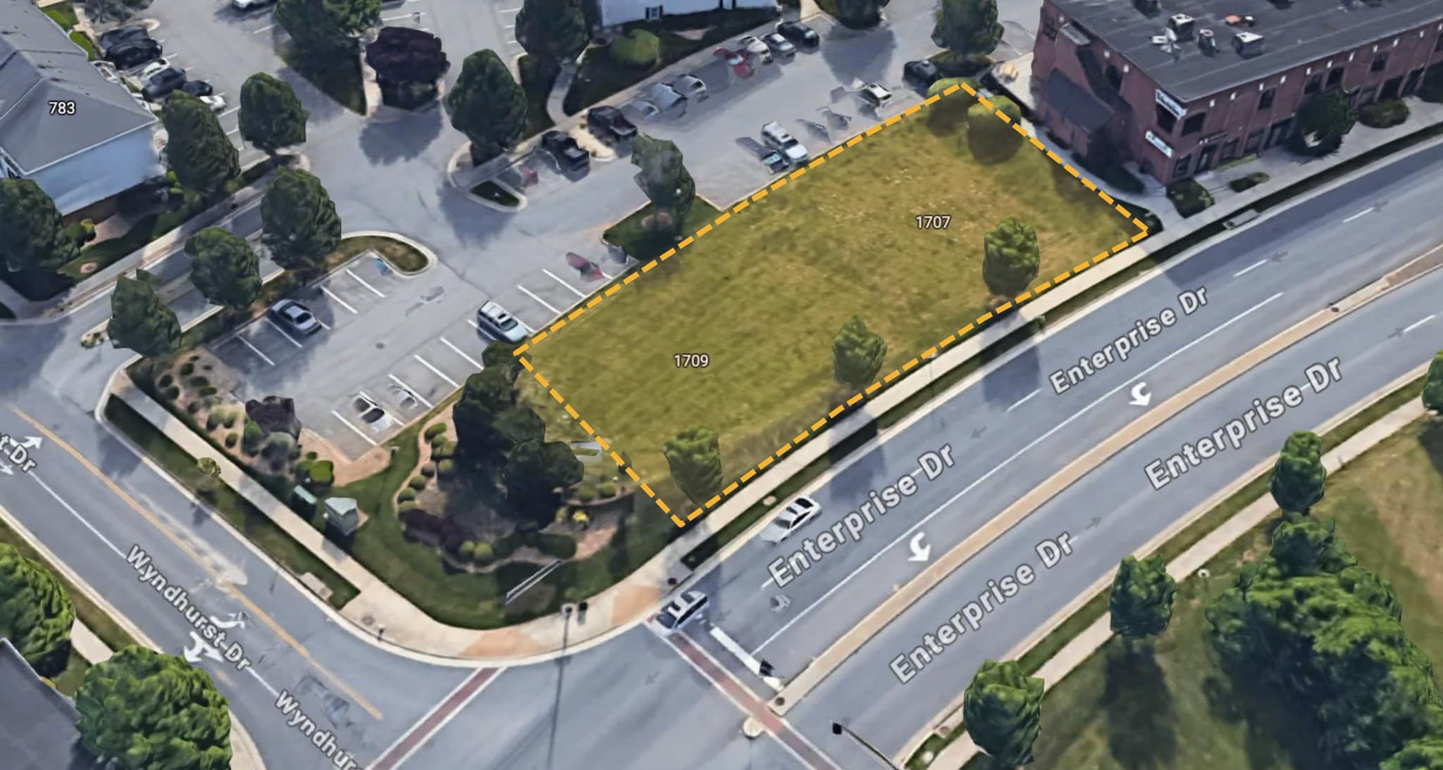 1703, 1707 & 1709 Enterprise Dr portfolio of 2 properties for sale on LoopNet.com Building Photo- Image 1 of 3