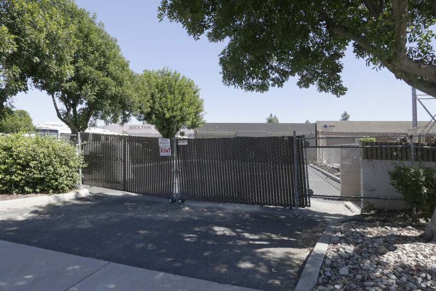 5850 Republic, Riverside, CA for sale - Primary Photo - Image 1 of 1