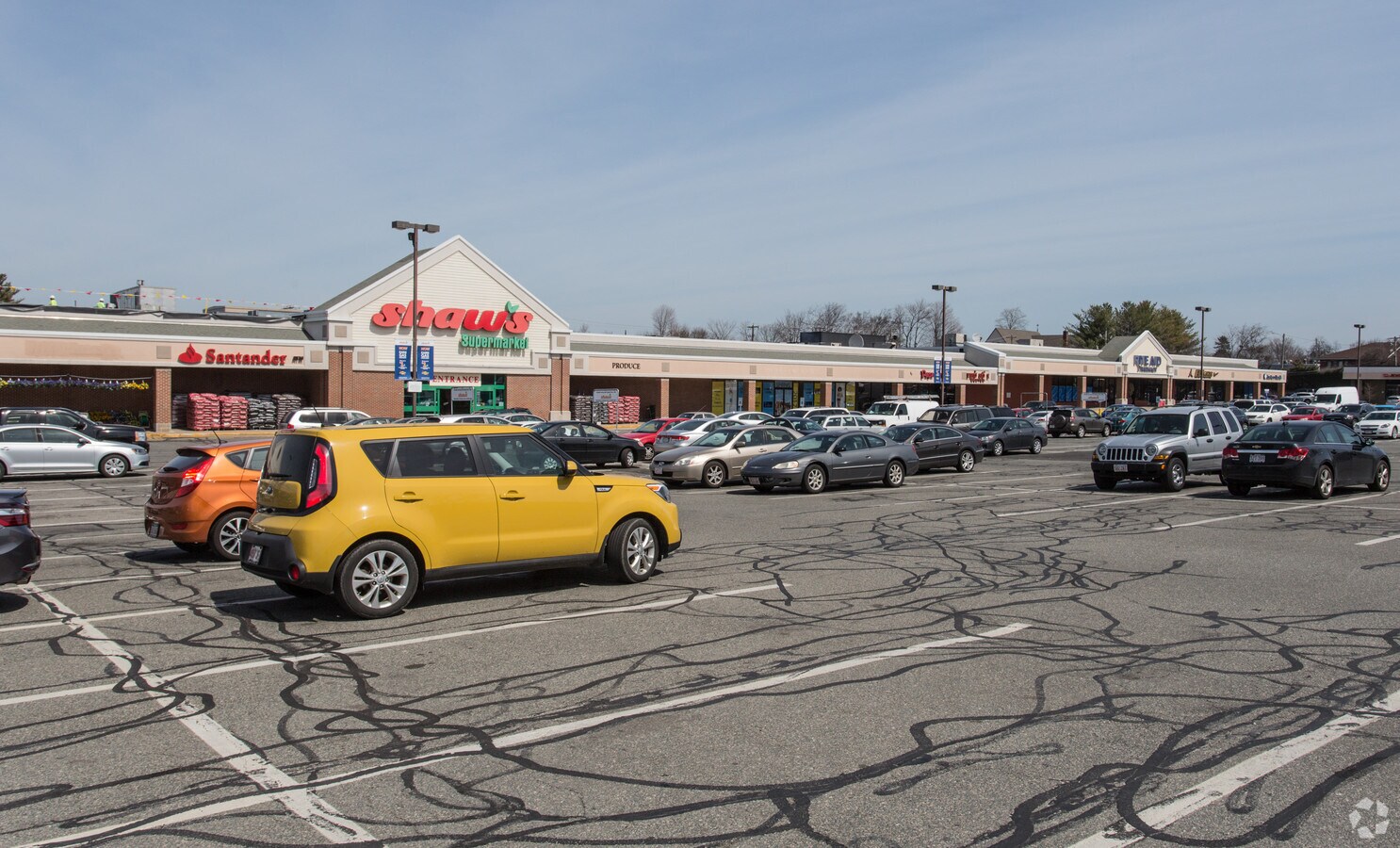 19143 Memorial Pky, Randolph, MA 02368 Randolph Shopping Center