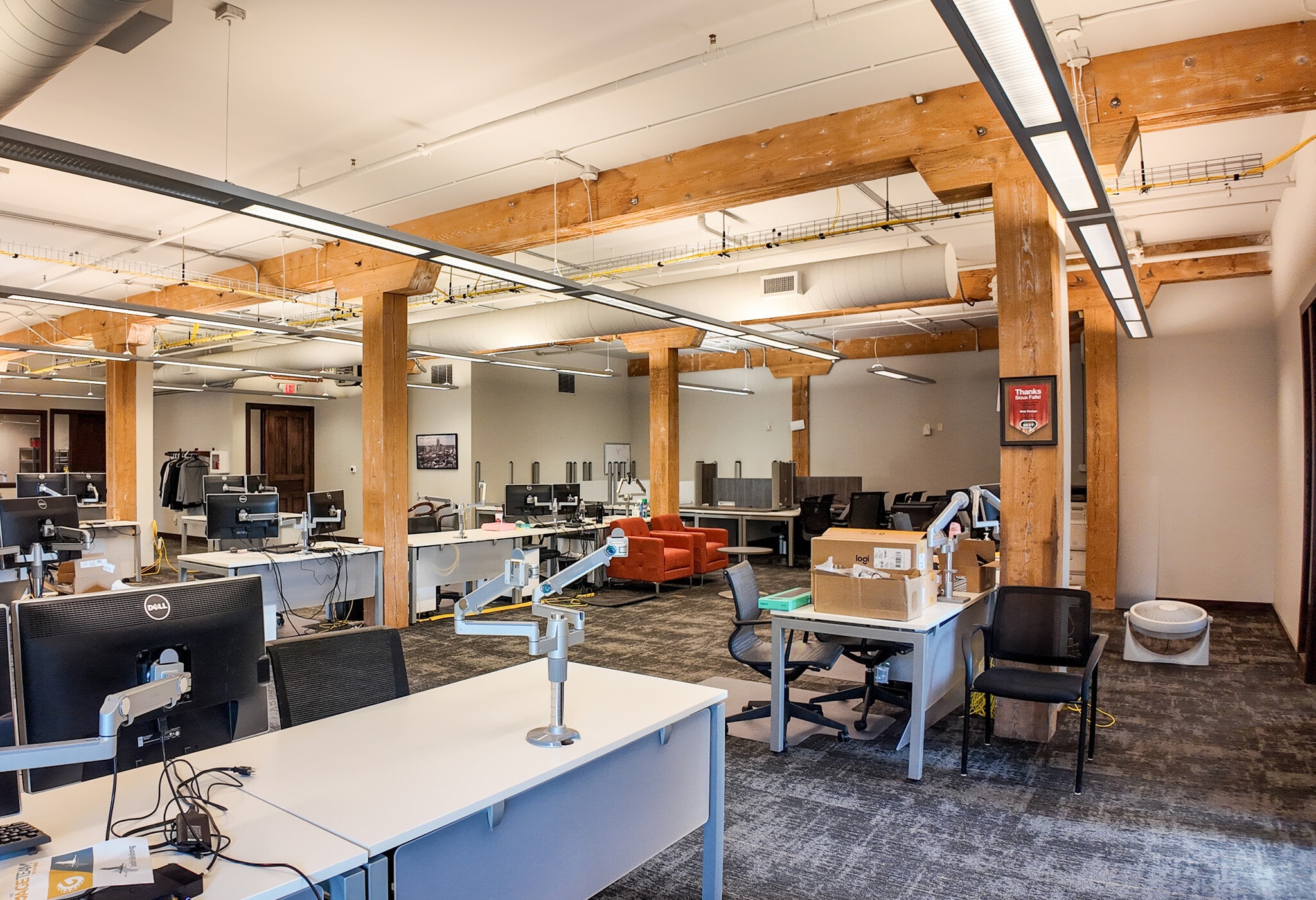 600 Main Ave, Sioux Falls, SD for lease Interior Photo- Image 1 of 9