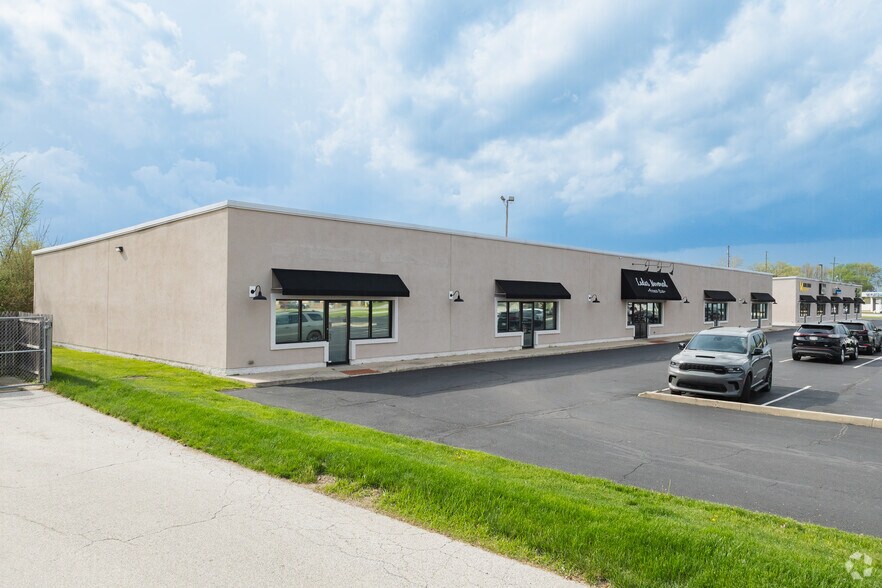 500-510 Commerce Park Blvd, Northwood, OH for sale - Building Photo - Image 2 of 5